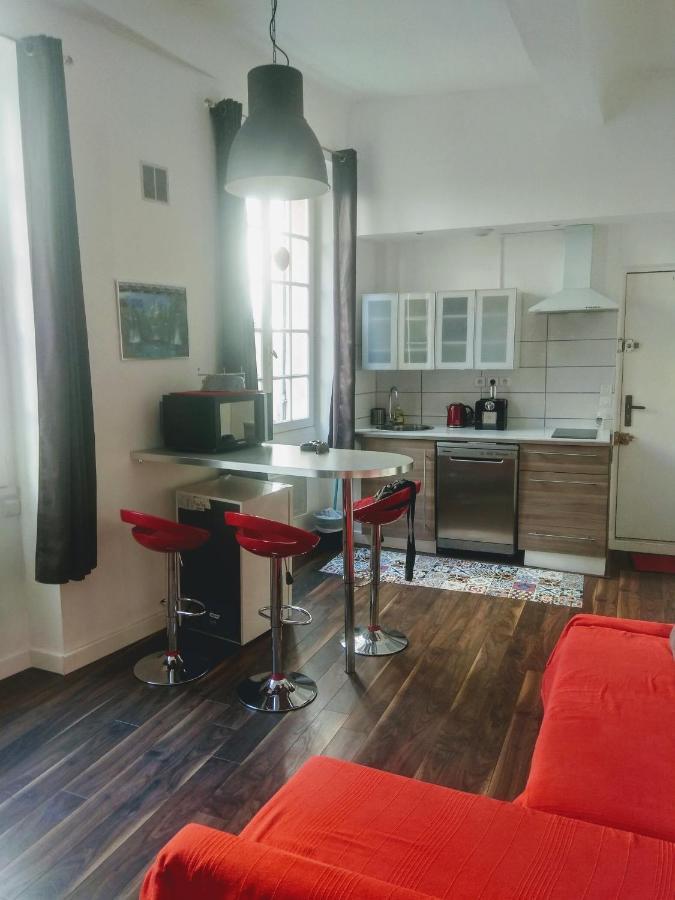 La Maison De Valentino Marseille Luaran gambar
