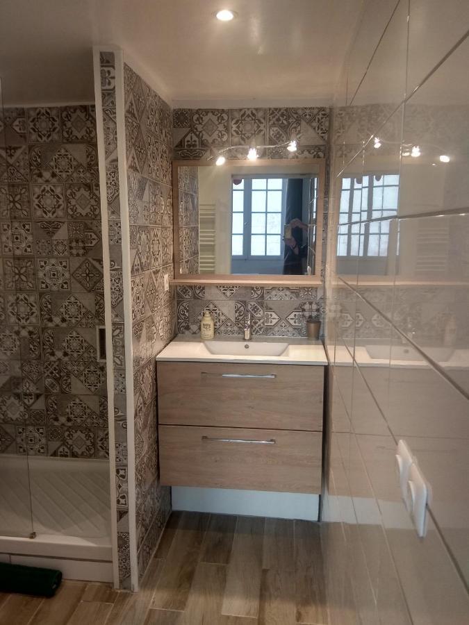 La Maison De Valentino Marseille Luaran gambar