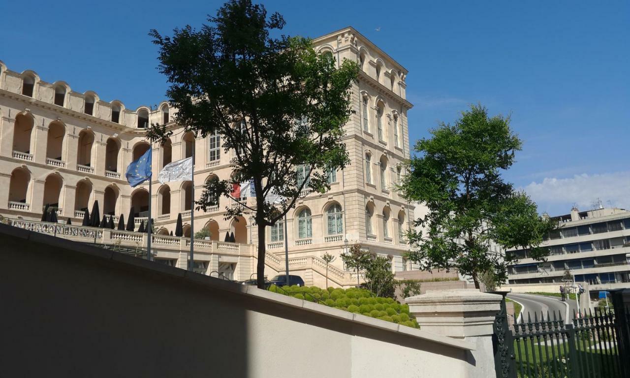 La Maison De Valentino Marseille Luaran gambar
